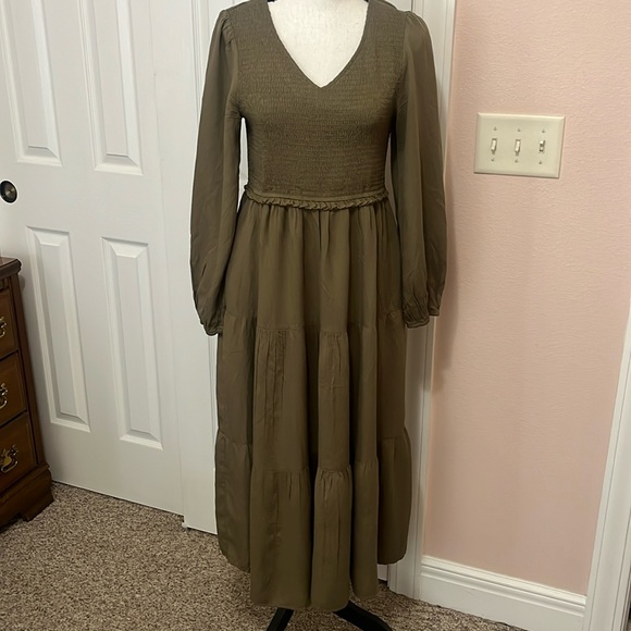 Merokreety dress never worn - Picture 1 of 7